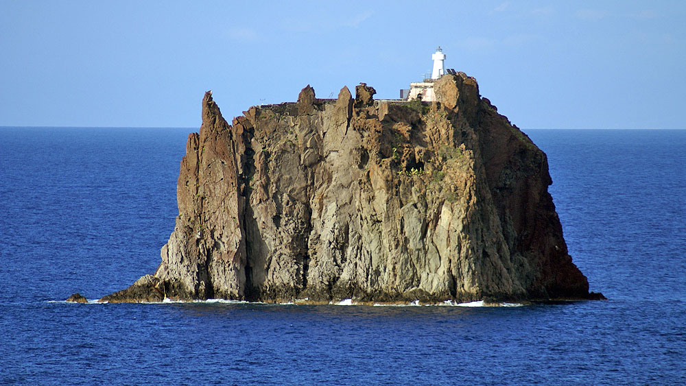 Charter vela e motore Stromboli